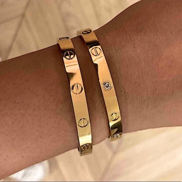 Gold Bangle Bracelet Without Stones Stainless Steel 18K Gold Plated - Picture 2 of 8